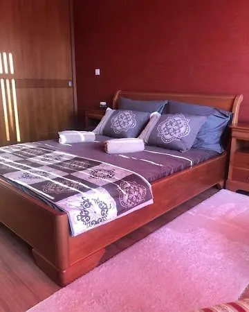 апартамент хенри Ii Apartmán